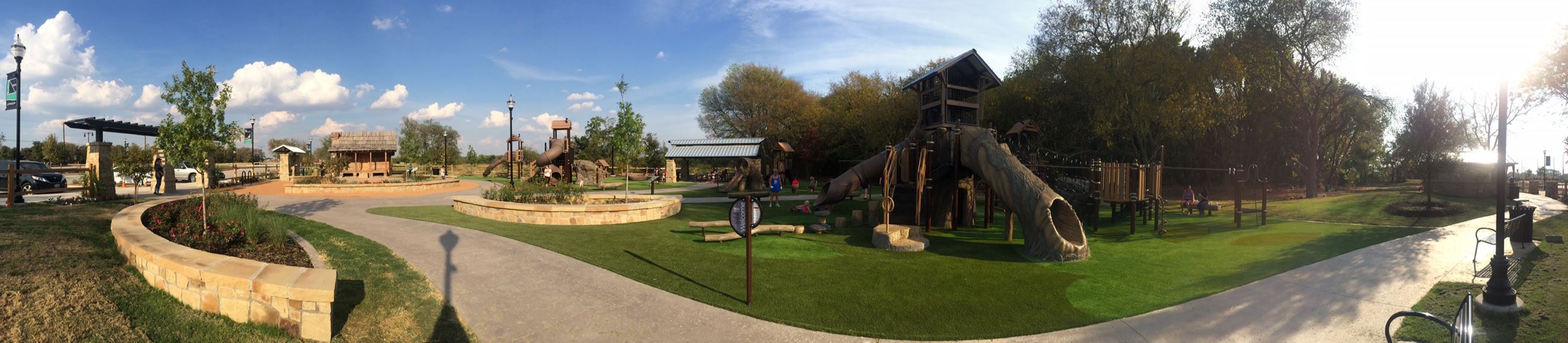 Wide shot of Beard Park playground 